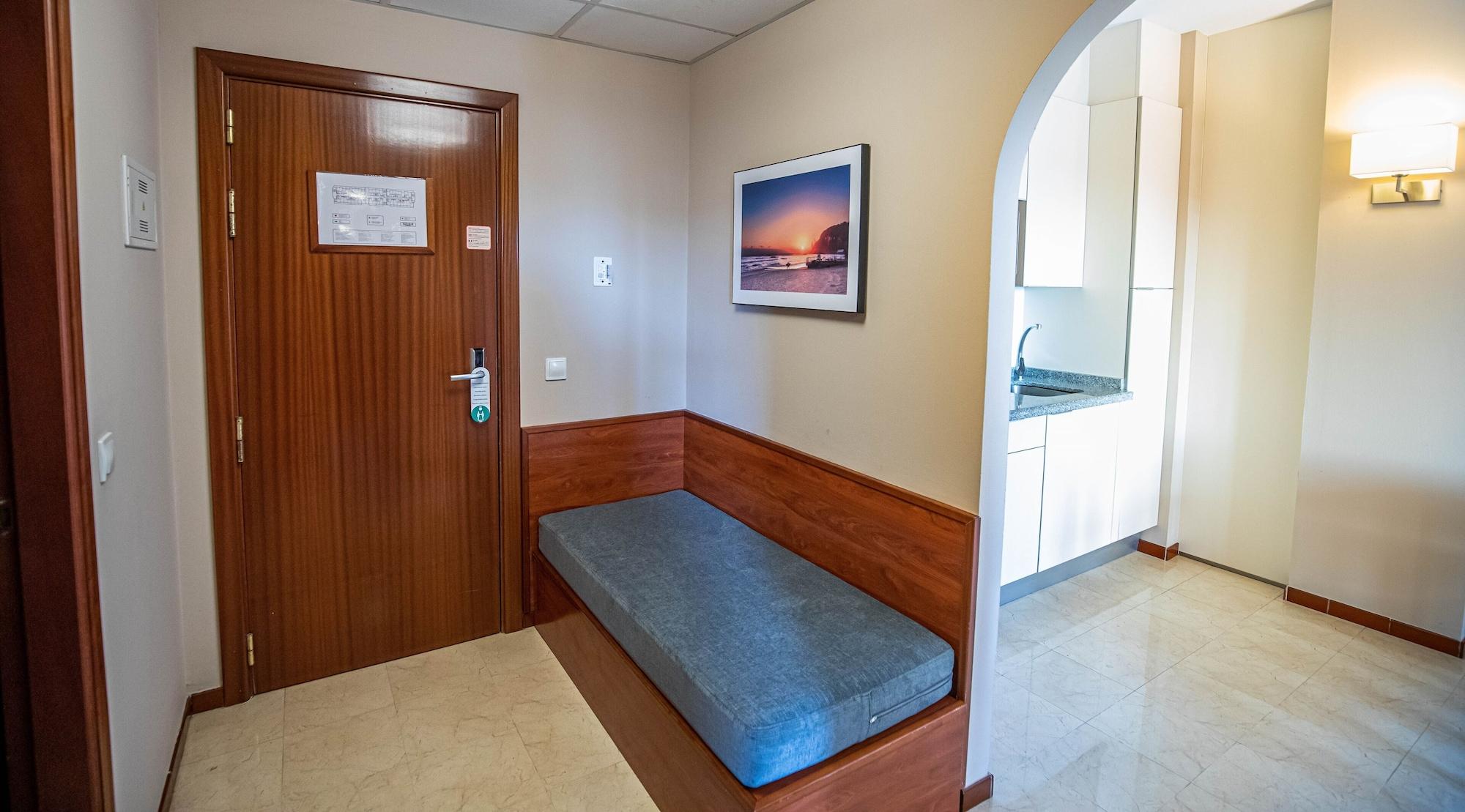 Huoneistohotelli Ilunion Miramar 3*