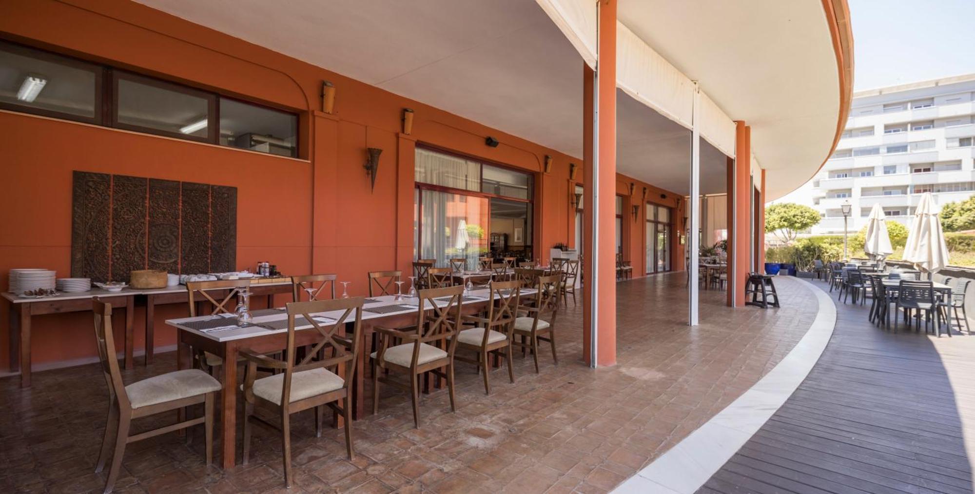 Huoneistohotelli Ilunion Miramar 3*
