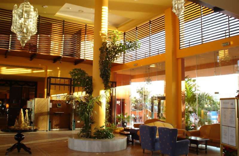 Ilunion Miramar Huoneistohotelli Fuengirola